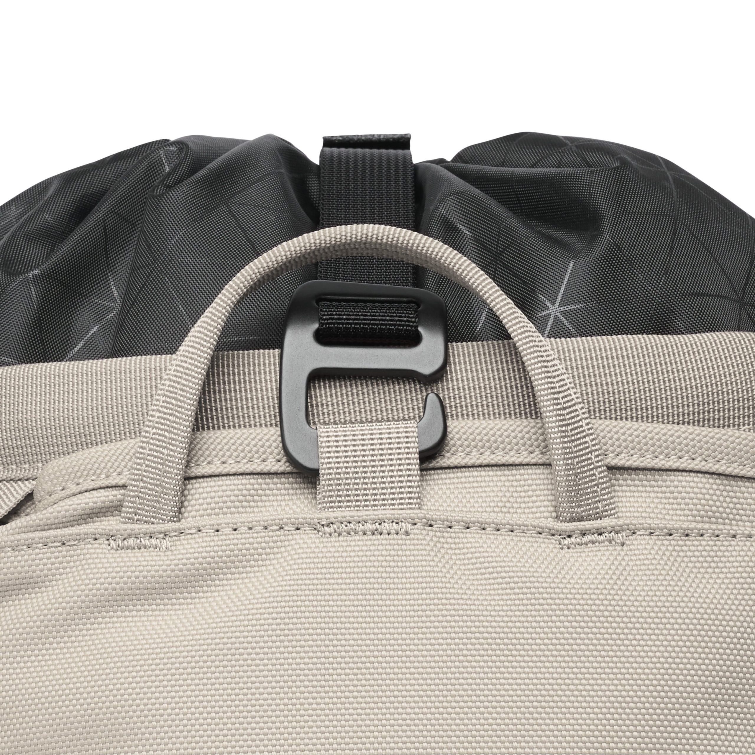 Street Creek 24 Backpack - Past Season - Image 9